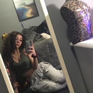 Meet your Posher, Hannah-marie